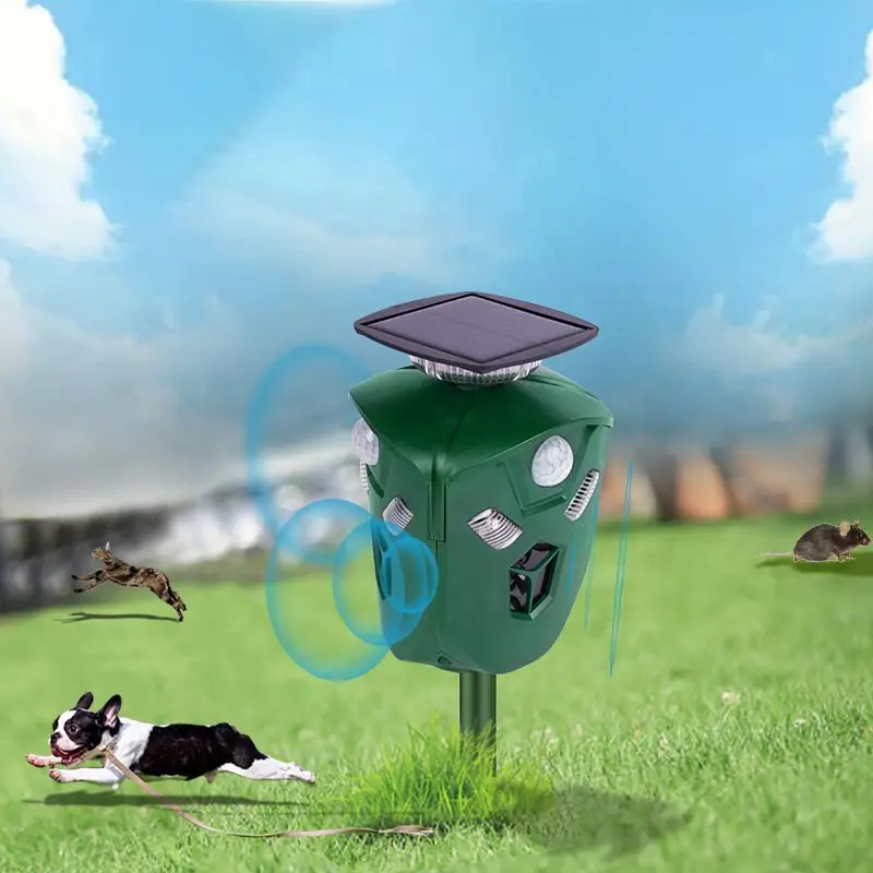 Ультразвуковой отпугиватель животных с мигающим свесветильник 360 ° питание от USB