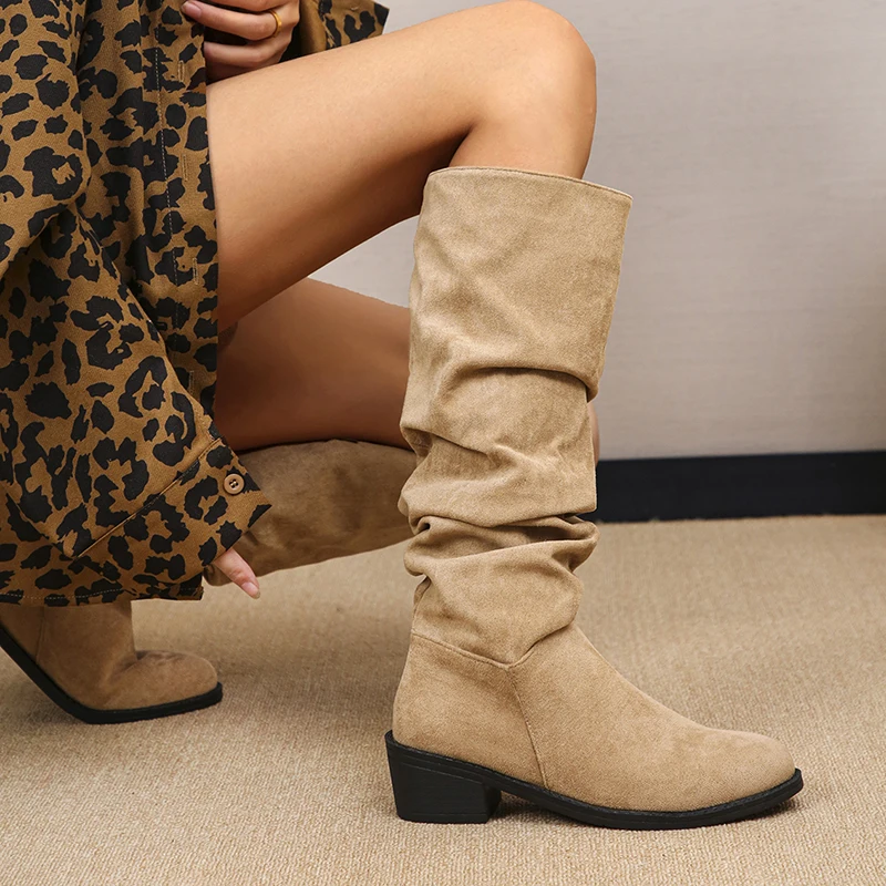 Lucyever Плиссированные длинные сапоги с леопардовым принтом женские до колена без