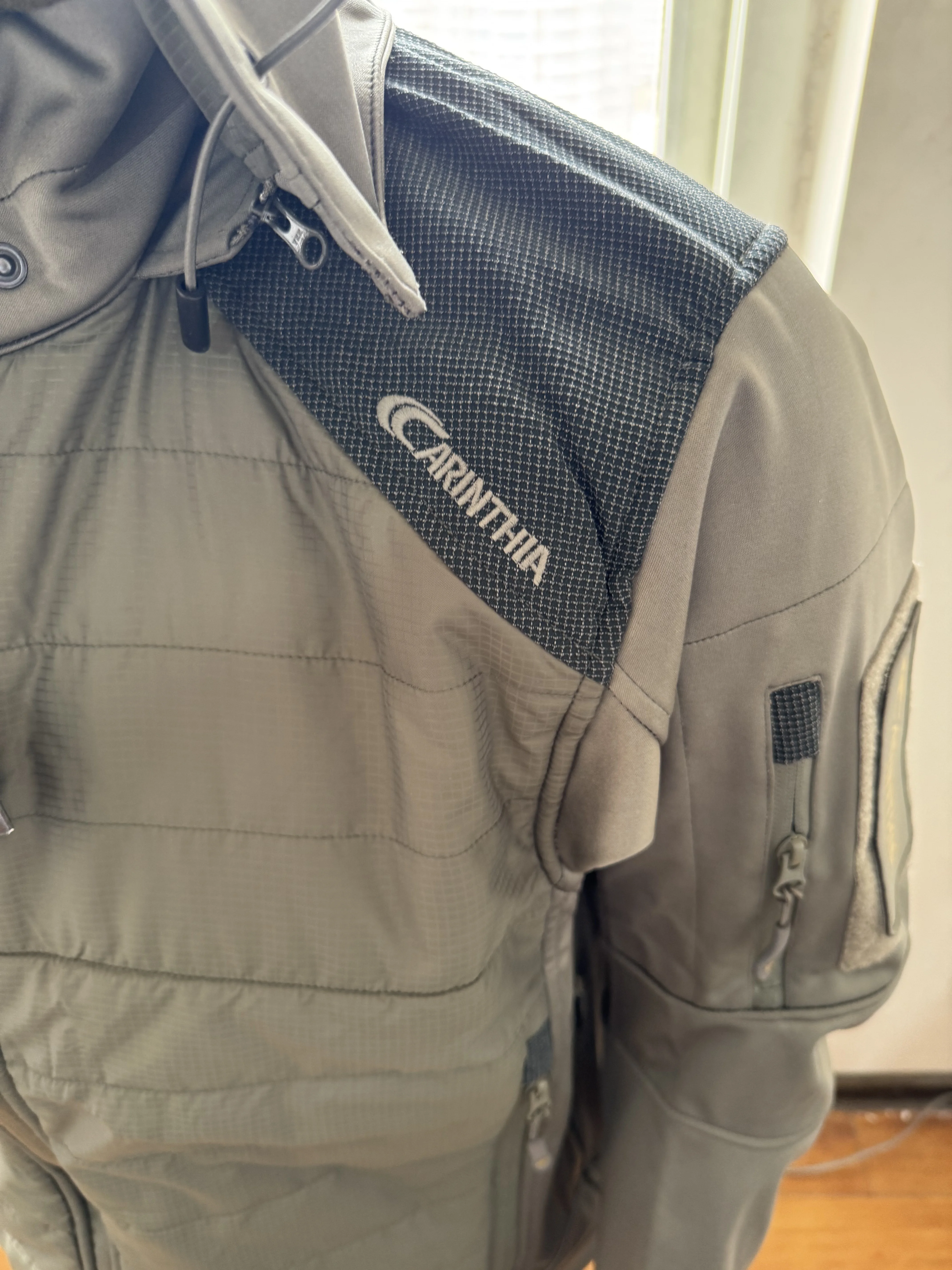 Фото Тактическая куртка ISG2.0 Special Operations Edition Soft Shell Тактическая плюшевая куртка Soft Shell №4