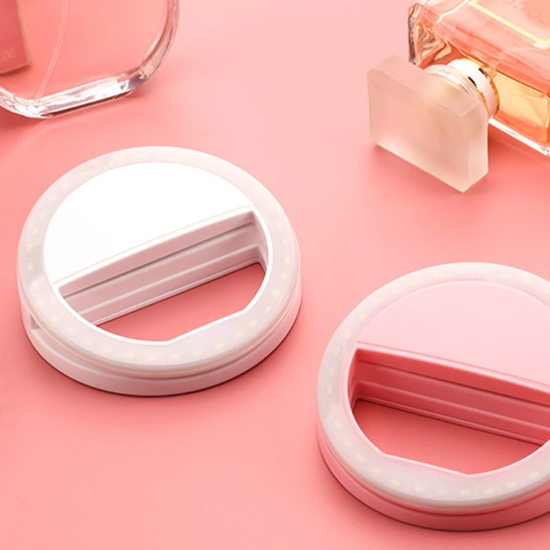 Мобильный телефон прямая трансляция круглый заполняющий светильник планшет