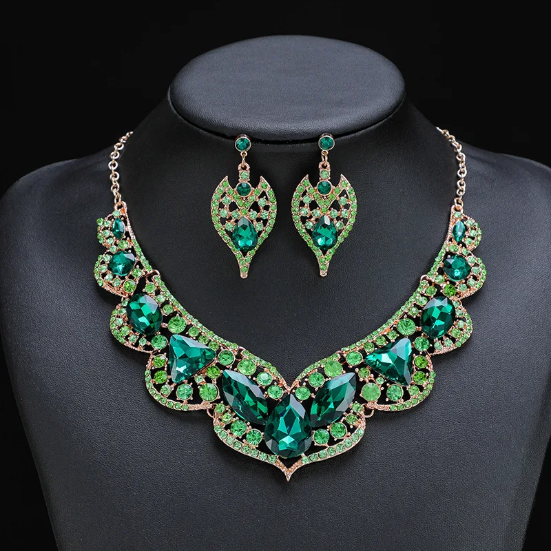 

New 2022 Vintage Crystal Handmade Light Luxury Vintage Bridal Jewelry Necklace Earring Set