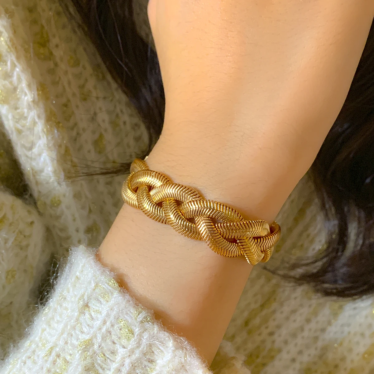 

Punk Thick Cross Chain Bracelets for Women Gold/Silver Color Chunky Metal Weave Hand Chains Trendy Bracelet 2022 Fashion Jewelry