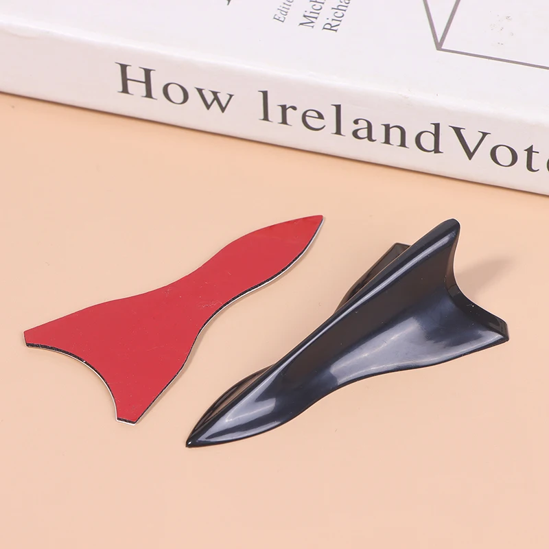 

1Pc Black Car Roof Shark Fin Diffuser Spoiler Universal Antenna Covers For Car Roof Roof Modification Accessories