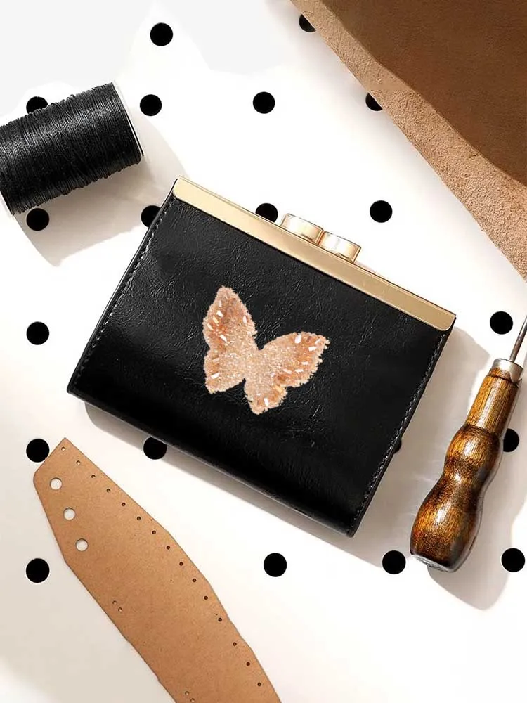 

Ультратонкие держатели для карт и удостоверений личности: Подвеска Премиум-качества и долговечного Реалистичного декора с золотыми кристаллами