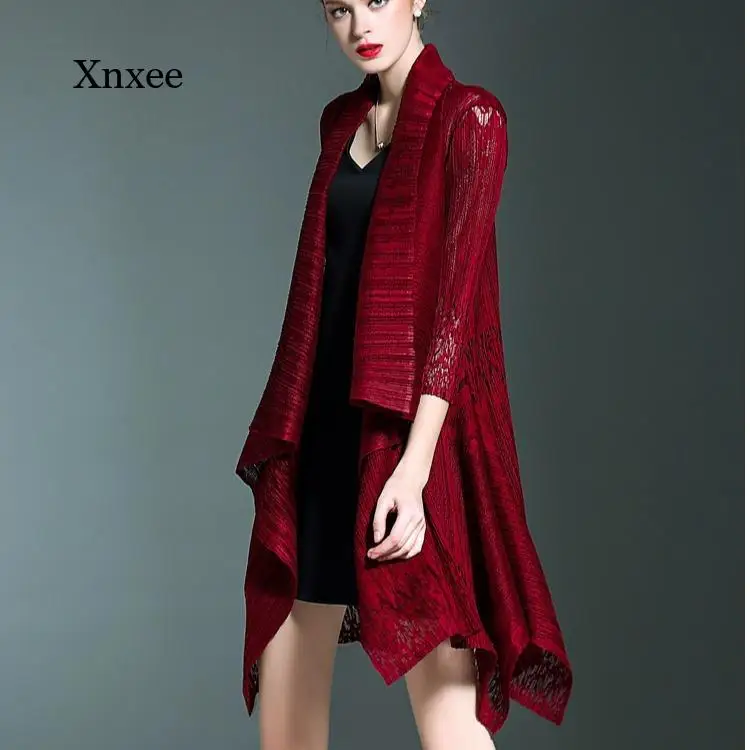 

2022 Spring Female Pleated Cardigan Classical Solid Coat Lace Hollow Out Elegant Loose Women Mid Length Shawl Coat High Quality