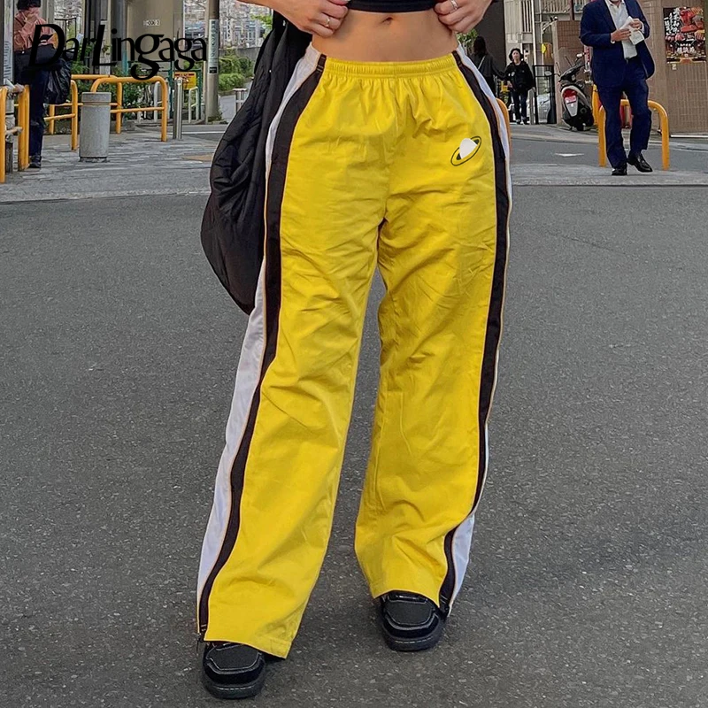 

Darlingaga Streetwear Bright Yellow Stripe Patchwork Women Trousers Tech Elastic Waist Casual Baggy Pants Sporty Sweatpants Chic