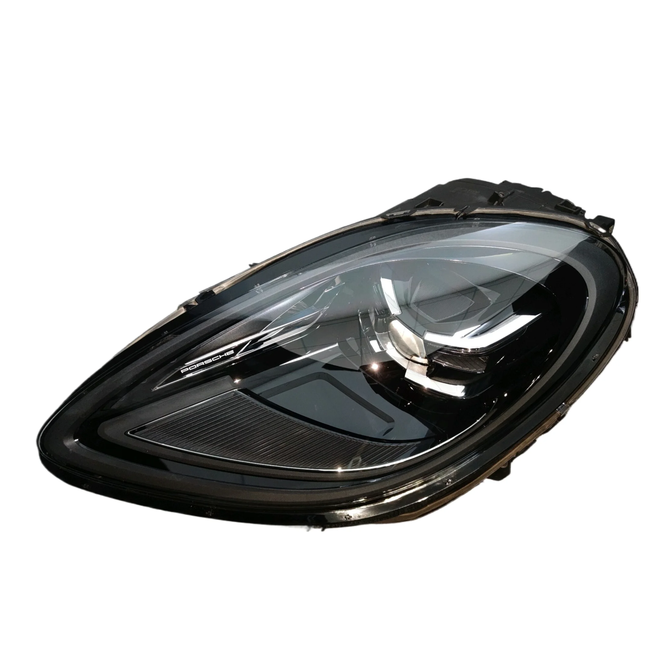Фары подходящие для фар Porsche Macan Hernia Lights с адаптивными подержанными фарами