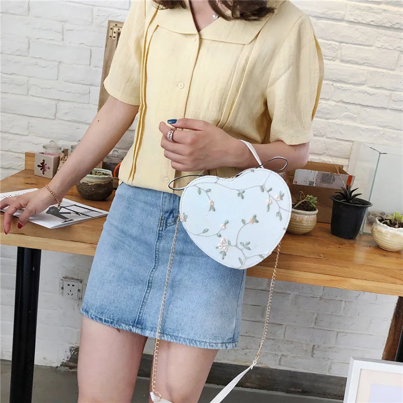 Female Sweet Lace Peach Heart Handbags Pu Leather Cross Body Bags For Women Small Fresh Flower Chain Shoulder Bags Diagonal Bag