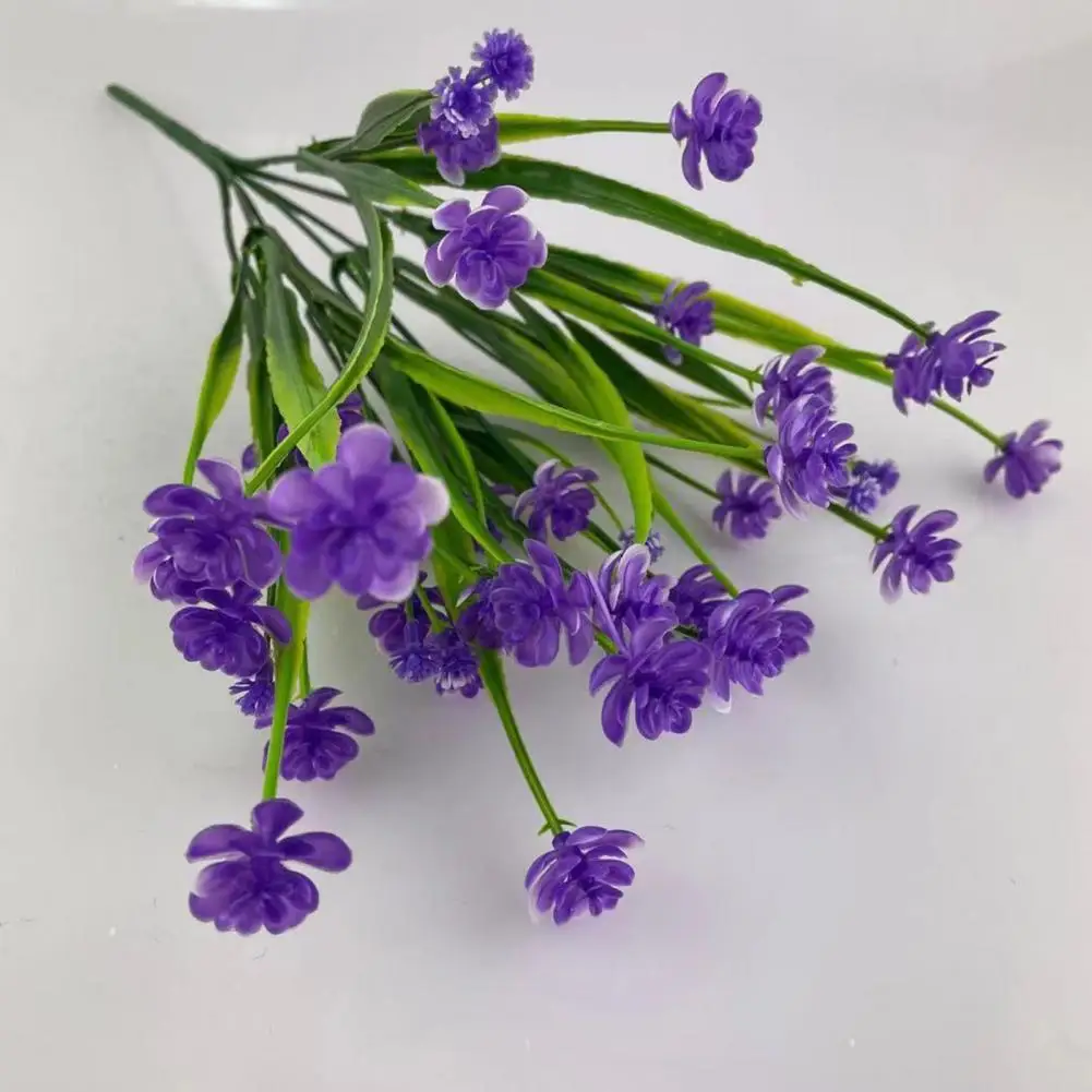 

1 Bunch Artificial Flower Decorative Nice-looking Bright-colored 7 Head Simulation Flower Home Decor