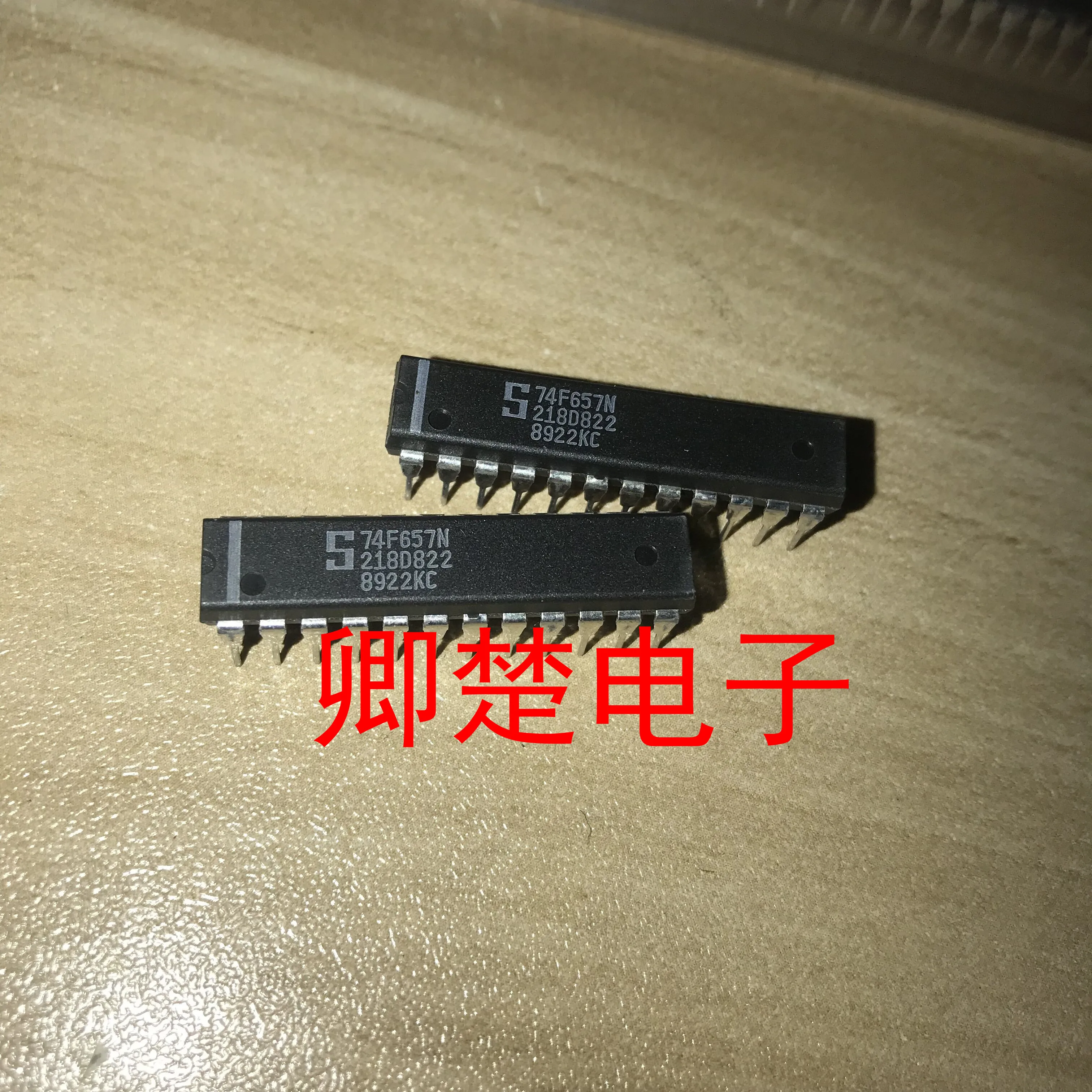 

30pcs original new 74F657N DIP