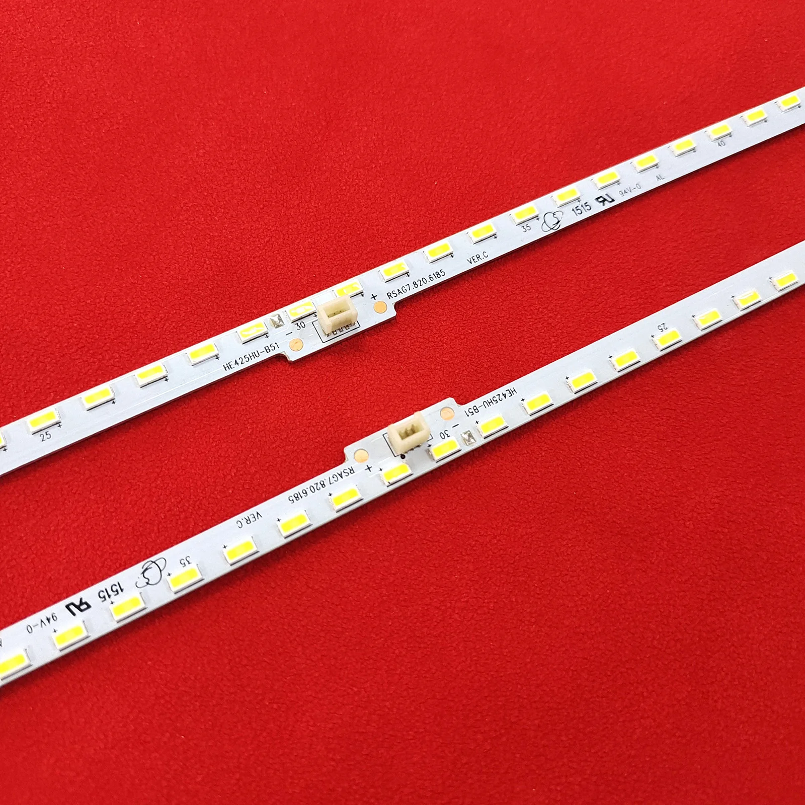 ДЛЯ Hisense LED43K5500U RSAG7.820.6185 HE426HU-B51S1 60LED 466MM