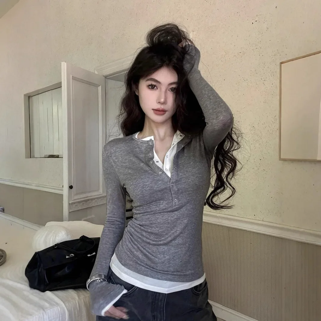 Two-Piece Illusion Blocking Color Long Sleeve T-Shirt Women's Autumn Slimming Base Layer Top Elegant Versatile Korean Style |