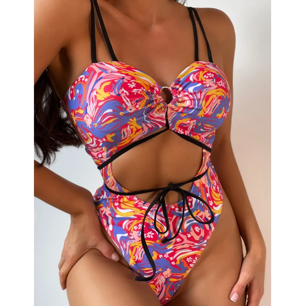 

Женский слитный купальник с завышенной талией и эффектом пуш-ап