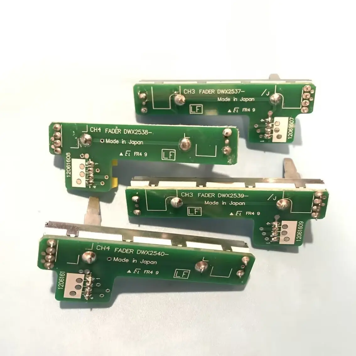 Микросхема FADER DWX2537 + 2538 2539 2540