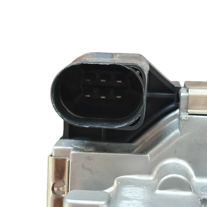 Корпус дроссельной заслонки для VW Golf Passat Audi A3 03F 133062