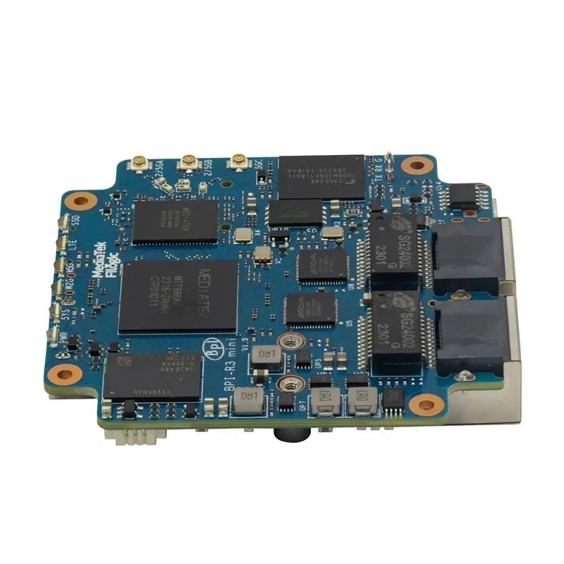 Фото Мини-роутер Banana Pi BPI-R3 Wi-Fi6 2.4G/5G MT7976C, 2 ГБ ОЗУ, 8 ГБ eMMC, 2 порта 2.5GbE Ethernet, беспроводной маршрутизатор MediaTek MT7986 №4