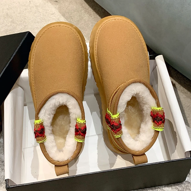 

Snow Boots Women Flats Platform Chelsea Ankle Boots 2023 New Fur Short Plush Warm Cotton Shoes Winter Designer Suede Goth Botas