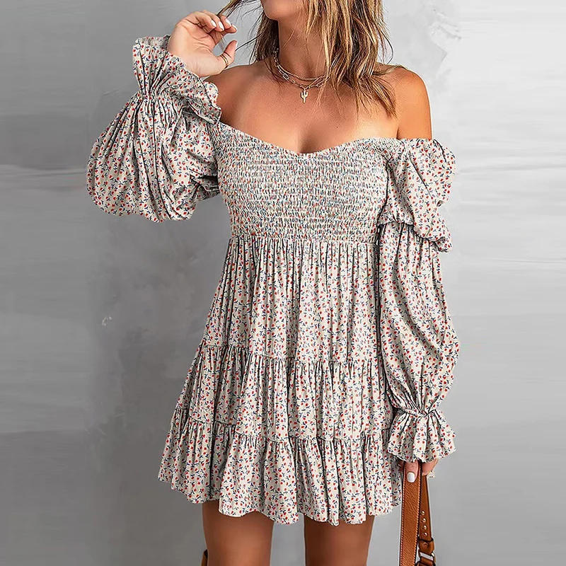 

2022 Autumn Sexy Ladies Strapless Folds Mini Dress Fashion Sweet Puff Sleeve Loose Print Dress Women Elegant Pleated Party Dress