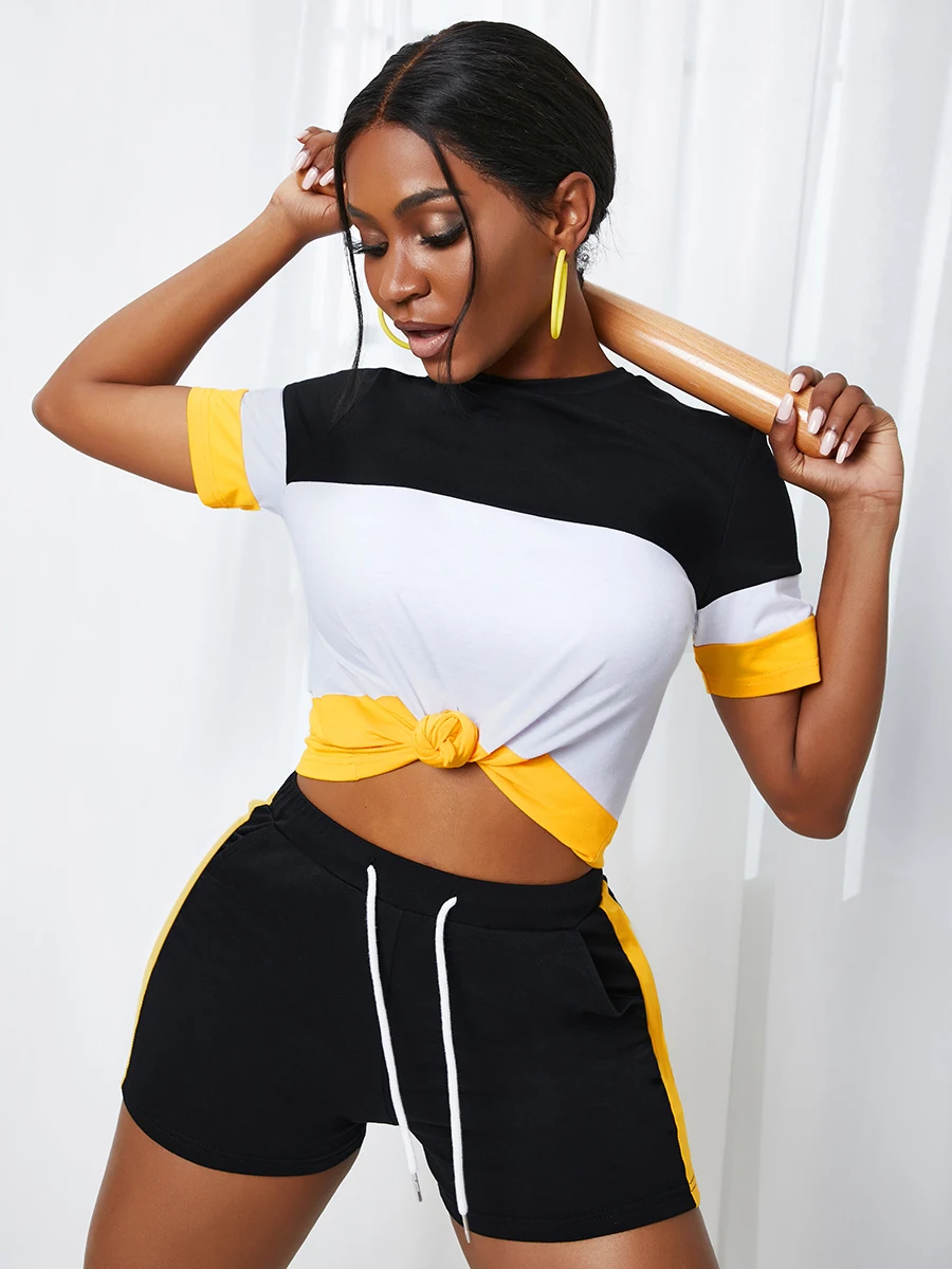 

Комплект из двух предметов с шортами из хлопка с Кулиской