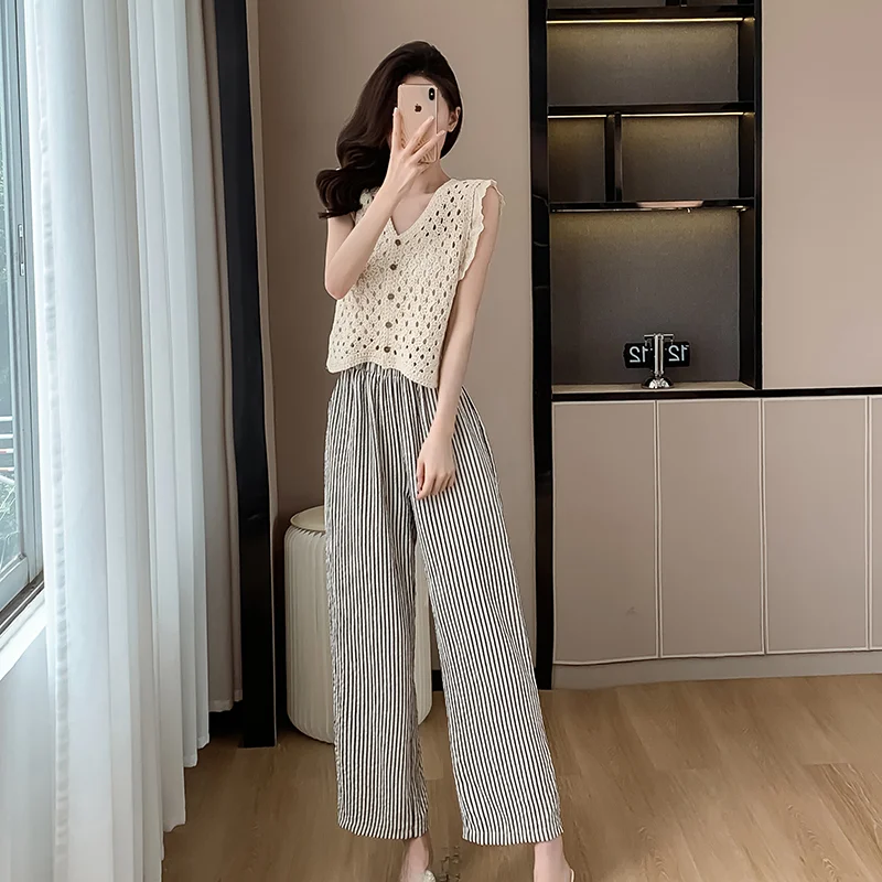 Женский комплект из двух предметов Трикотажный жилет и брюки с широкими