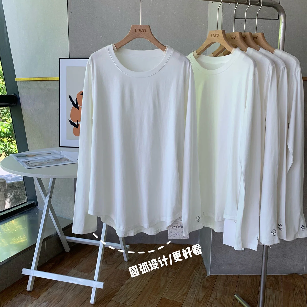 

Дизайнерская футболка с круглым вырезом и рукавом «Улыбка», летняя Весенняя свободная тонкая женская футболка с длинным рукавом