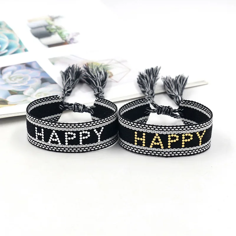 Уникальный тканый браслет в этническом стиле с буквами из стразов бахромой для