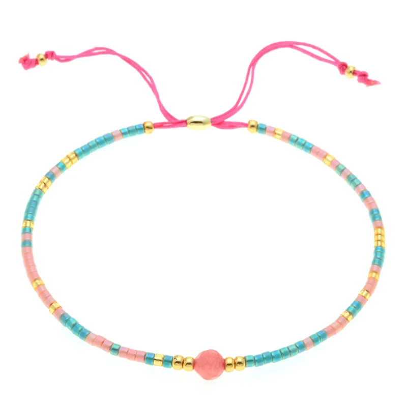 Женский браслет дружбы с бусинами яркий подвесками в летнем стиле