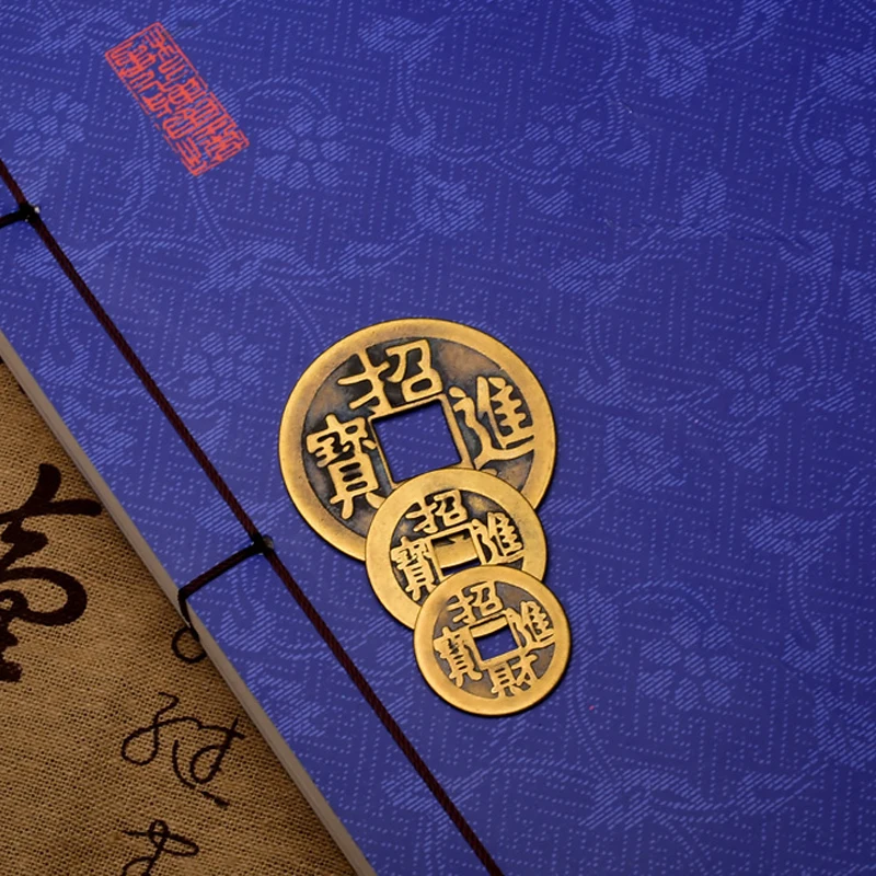 Чистой меди монеты старые удачи и сокровища фэн-шуй