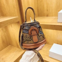 luxury designer handbags for women 2022 new bear cute cartoon shoulder bag ladies vintage leather party crossbody bucket bag
