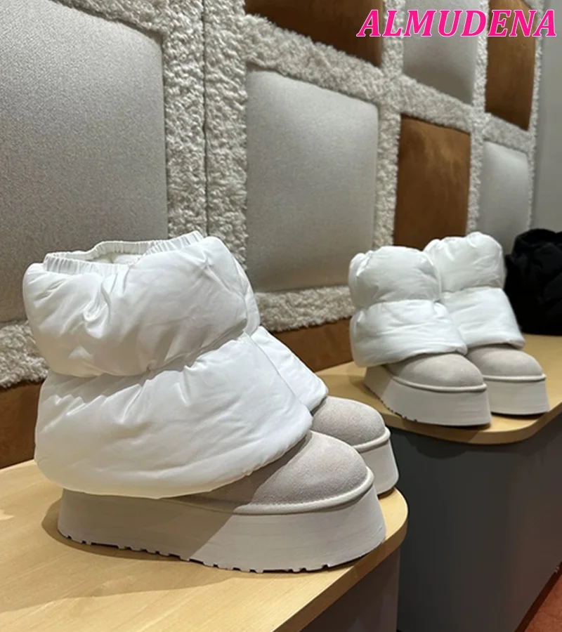 Женские зимние ботинки до середины икры на плоской платформе