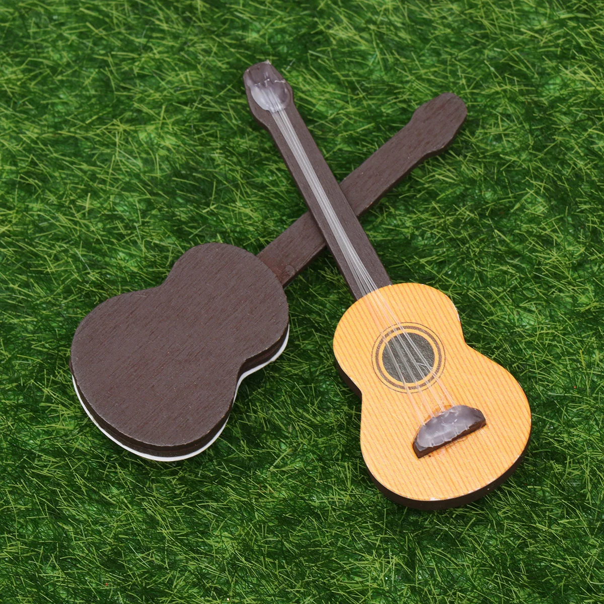 

Guitar Miniaturewooden Mini Model Base Desktop Figurines Furniture Instrument Electric Decoration Ornaments Accessories Toy