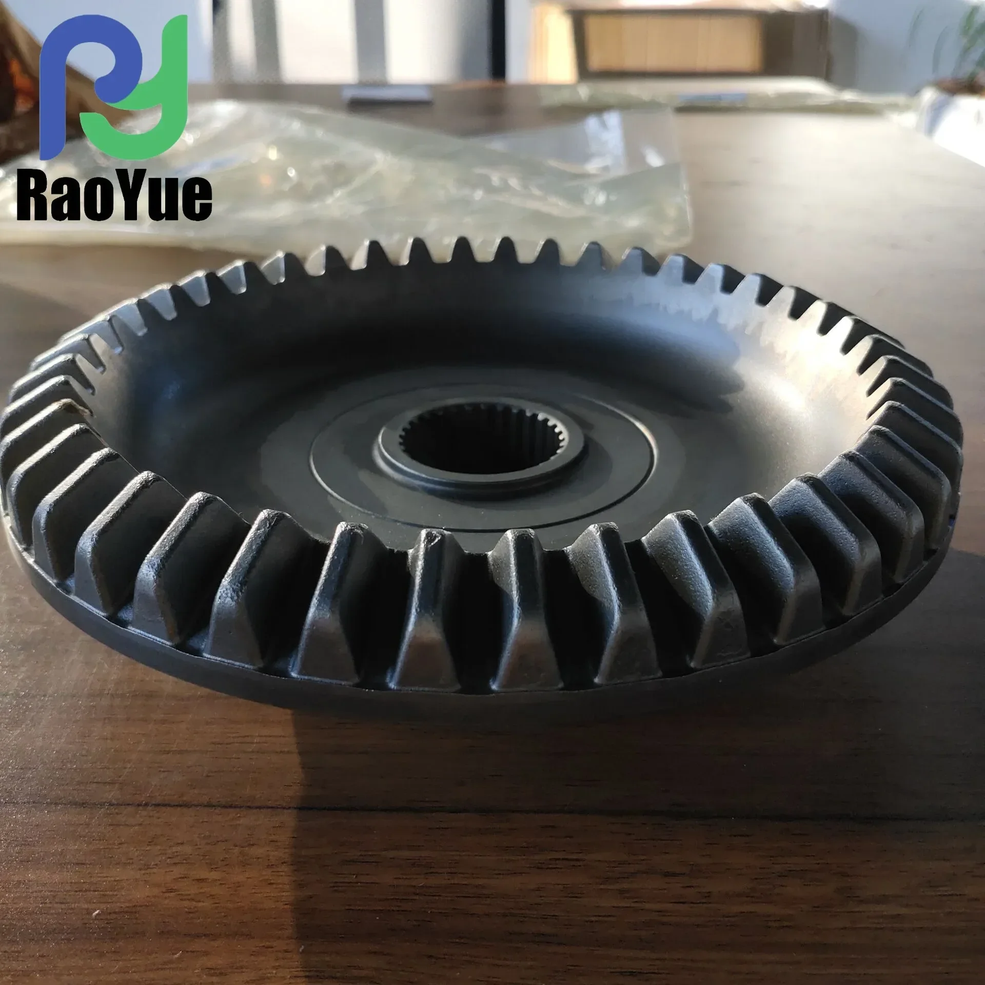 Коническая шестерня RAOYUE 34070-13210 TD030-13210 для трактора Kubota L2800 L3008 L3200 L3400 L3408 L3608 L3800 L4508
