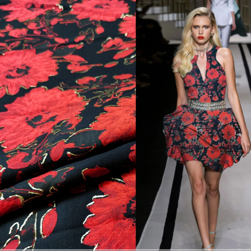 

Yarn Yarn Jacquard Fabric Gold Rose Flower Brocade Dress Fabric Custom Fashion Cloth Per Meter