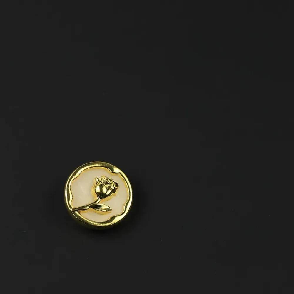 Set of 5 Elegant Rose Round Metal Buttons for Decorating Wool Jackets, Knitted Jumpers, Blazers and Coats, Sewing Accessories (art.: 3920cbd2efd08) - 3920cbd2efd08