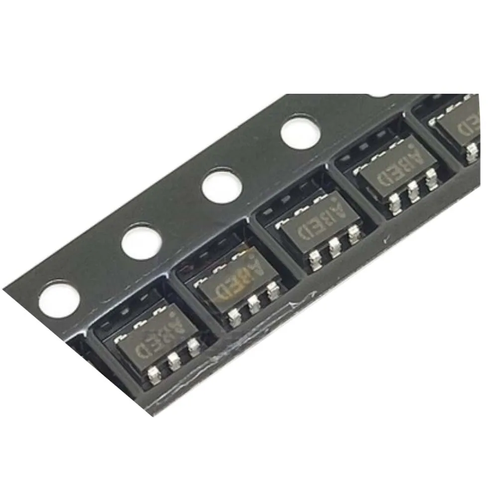 

5 шт. MAX5048BAUT SOT23-6 MAX5048 7.6A, 12ns, SOT23 MOSFET Драйвер IC Chip