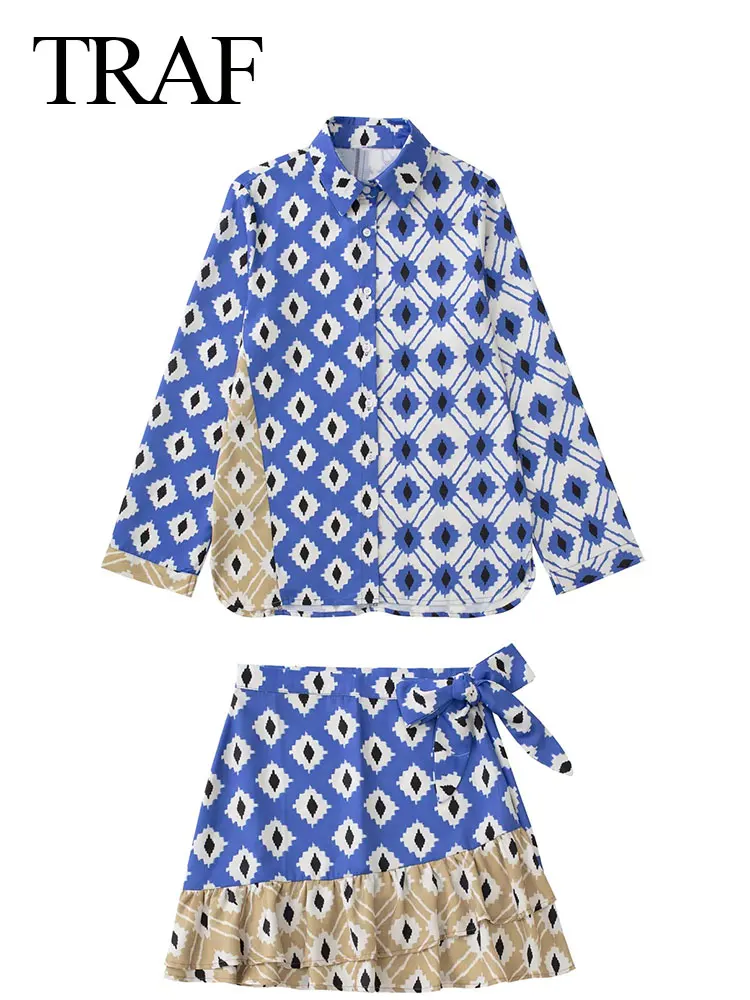 

Женский комплект из 2 предметов, свободная рубашка с длинным рукавом и принтом и асимметричная короткая юбка с высокой талией и бантом и обо...