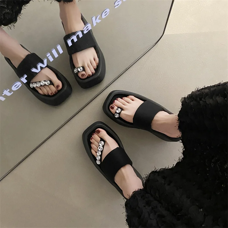2023 Summer New Clip-toe Crystal Slippers Women Wedges Platform Shoes Fashion Flip-flops Fad Dress Sandals Casual Beach Slides