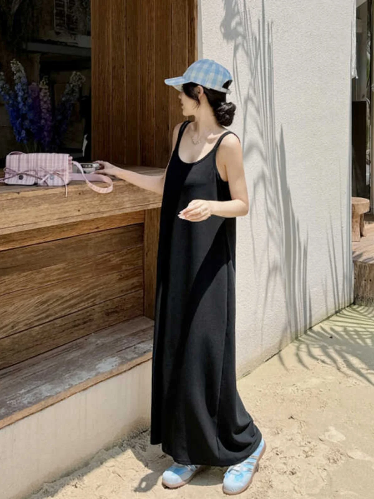 Женское платье-жилет без рукавов с U-образным вырезом