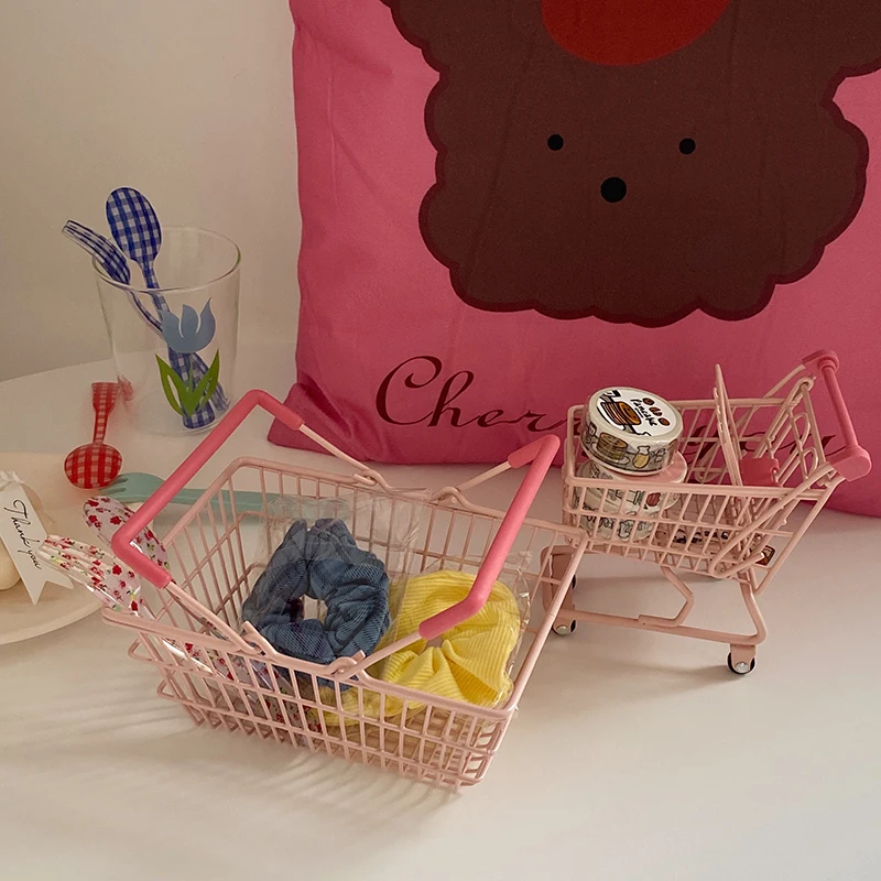 

Creative Gift Storage Shopping Trolley Decoration Pink Desktop Basket Dollhouse Cute Ins Mini Toy Furniture Accessories Kawaii