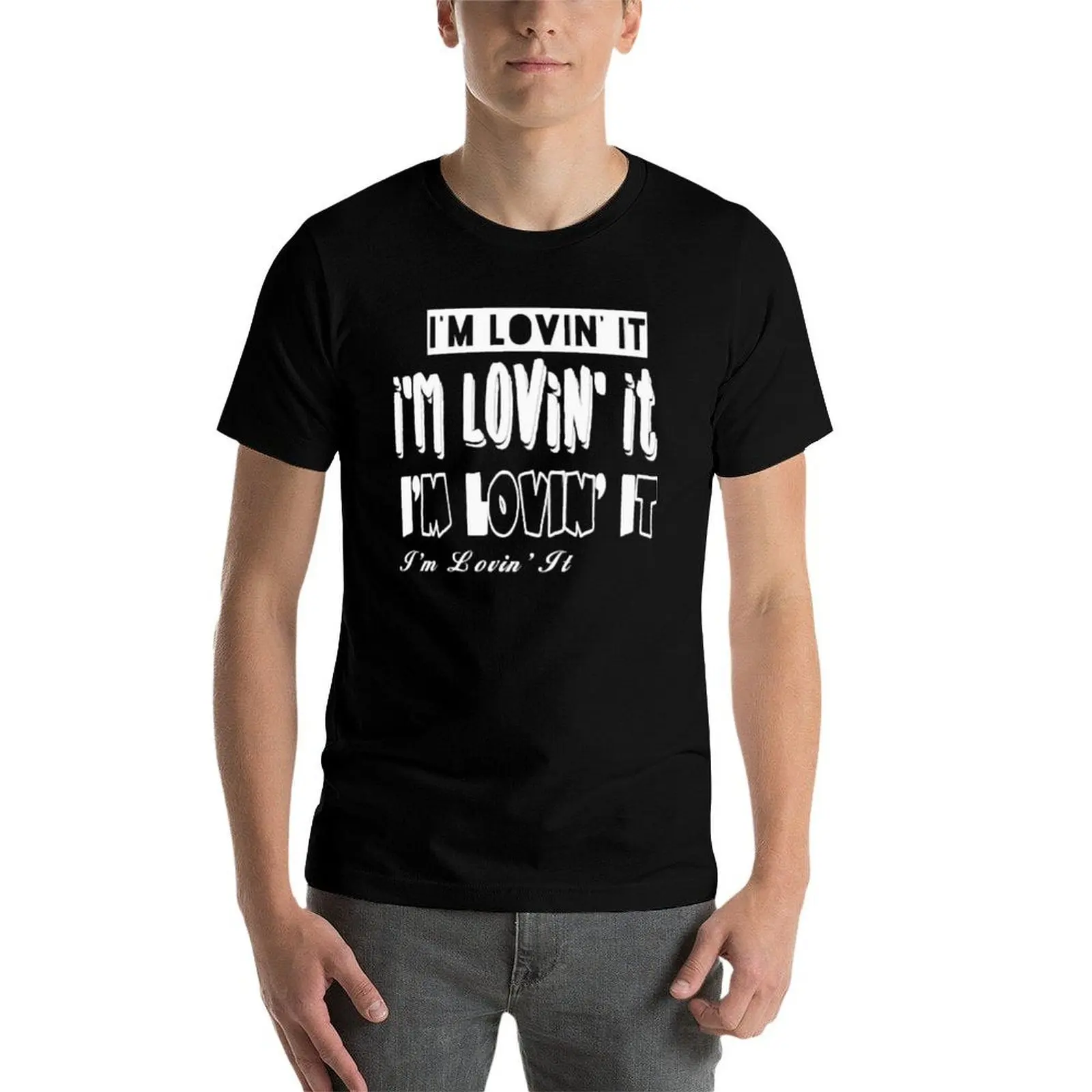 Фото Футболка I_m Lovin It, базовая модель с коротким рукавом, из смесового хлопка. №4