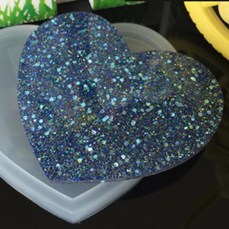 

2022 New Silicone Heart Shape Pendant Mold DIY Making Jewelry Resin Casting Craft Tool