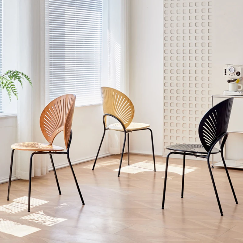 

Металлические эргономичные обеденные стулья, современный напольный столик, обеденные стулья, мобильный дизайн, уличная мебель