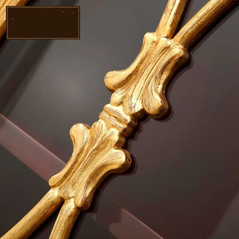 Рисунок 3 - Резной книжный шкаф из массива