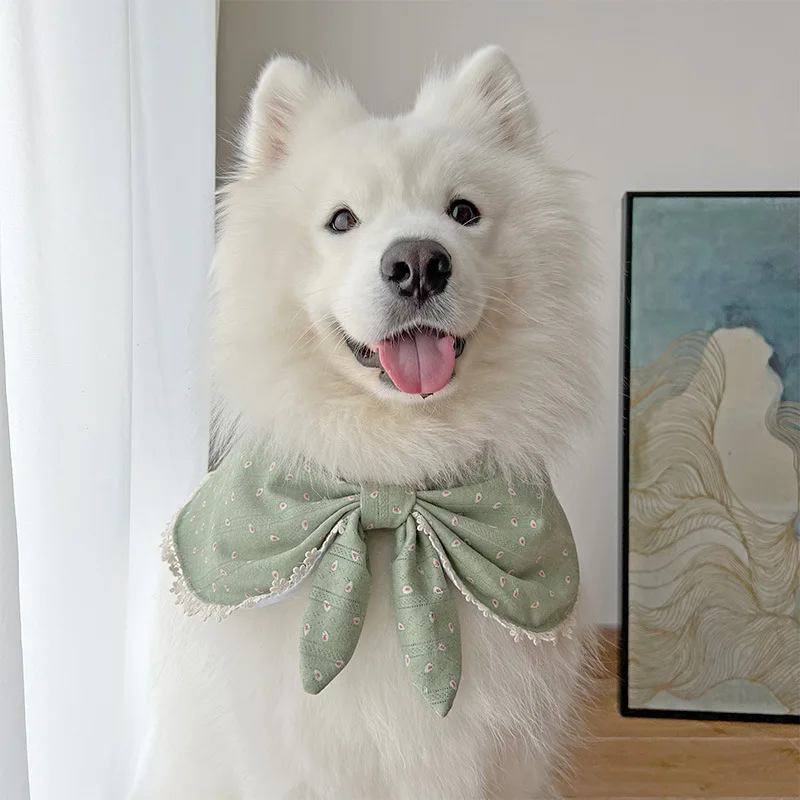 

Новый треугольный шарф INS Dog, милая шея, Ароматизированная ткань с бантом для губ, подходит для больших и средних размеров