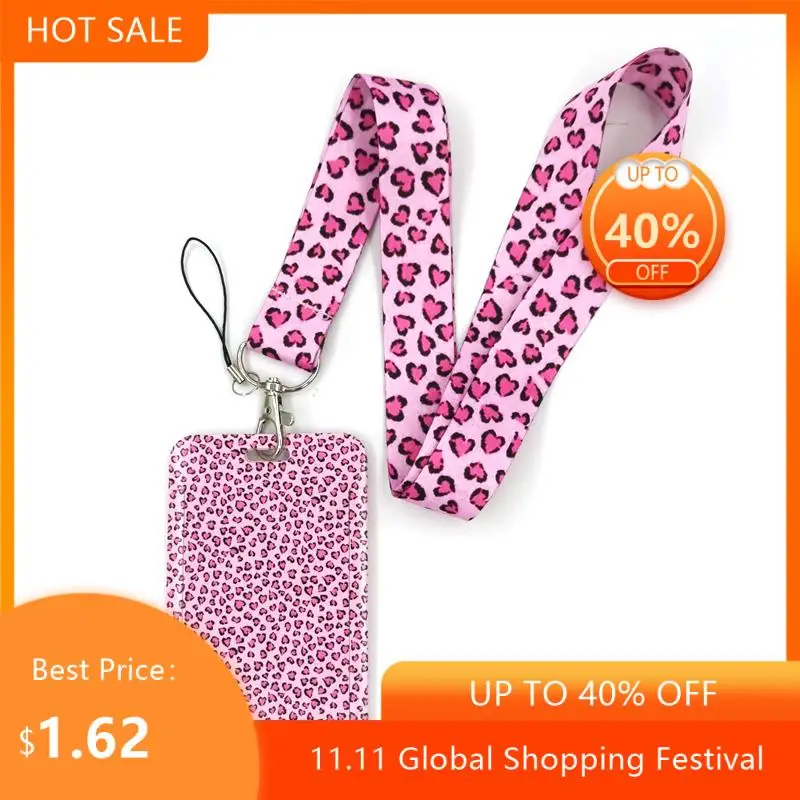 

Шнурок для телефона с розовым леопардовым рисунком