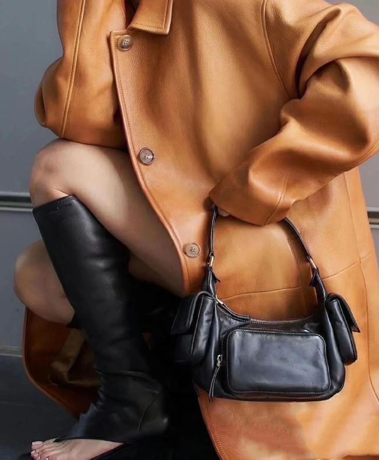 

Miu 23ss Hobo Underarm Bag Cow Leather Fashion Motorcycle Bag For Women Luxury Desinger Handbags Of Female