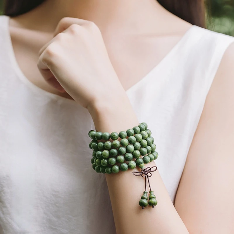 

Authentic Indian green sandalwood, aloe, sandalwood, 108 rosary friendship bracelet