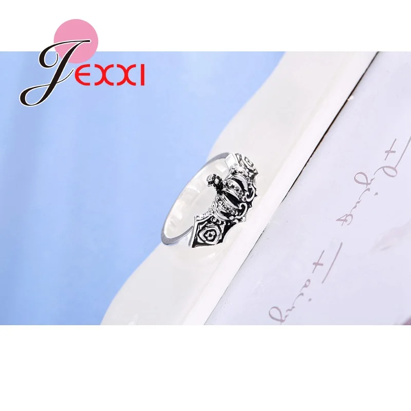 Серебряные кольца с короной JEXXI