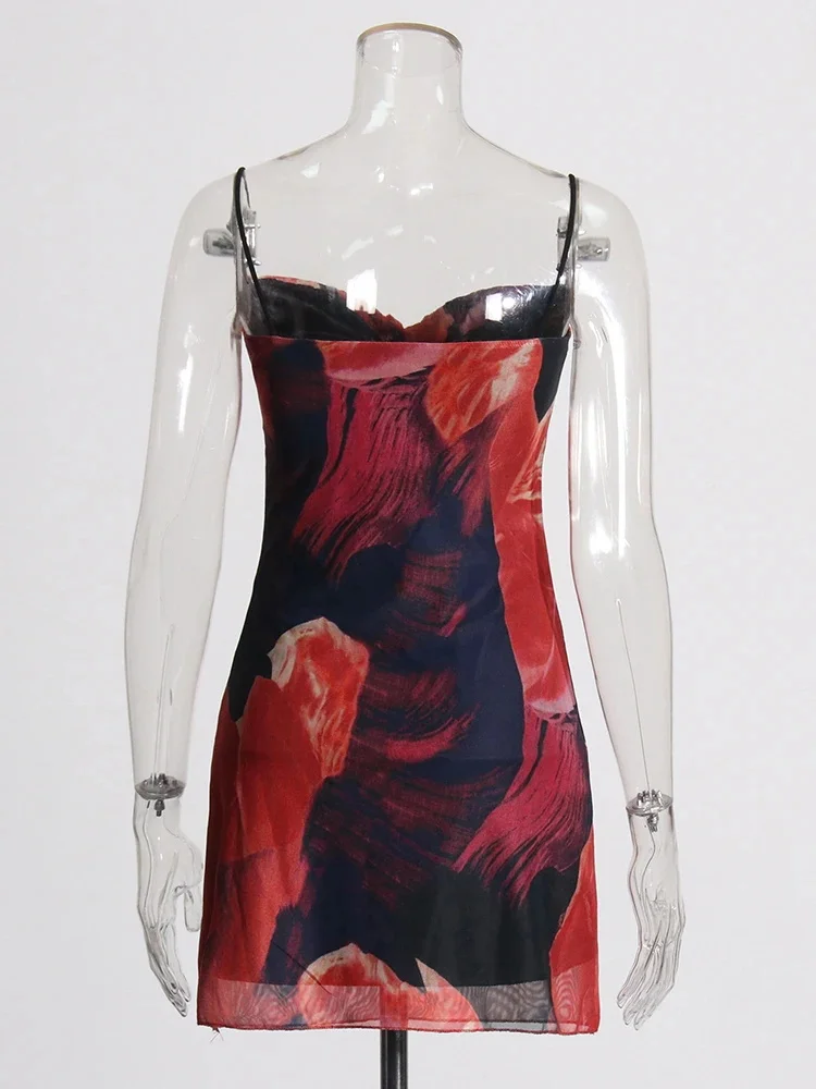 Женское мини-платье без рукавов с квадратным вырезом и открытой спиной