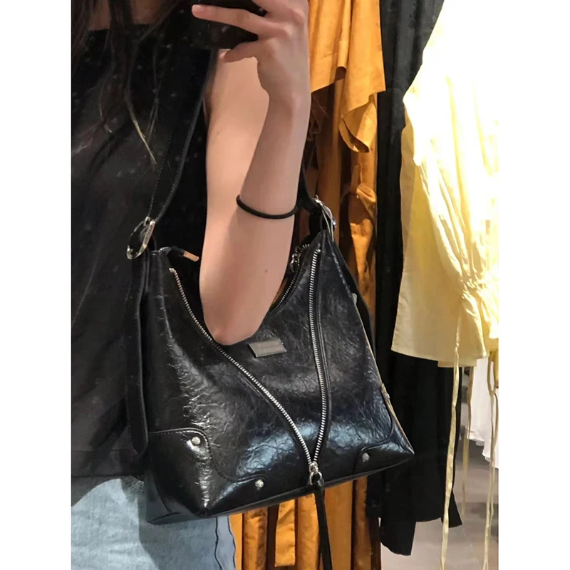 Richme Vintage Women's Bag 2023 Trend Moto Style Individuality Bolso Mujer Fashion New Design Punk Crossbody Shoulder Bags